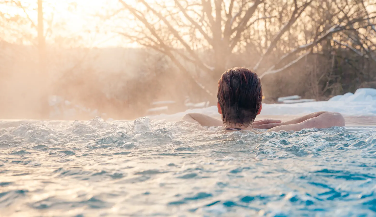 Making the Most of Your Spa or Backyard Pool During Winter